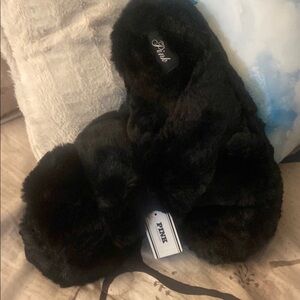 PINK Victoria's Secret Black Plush Slippers